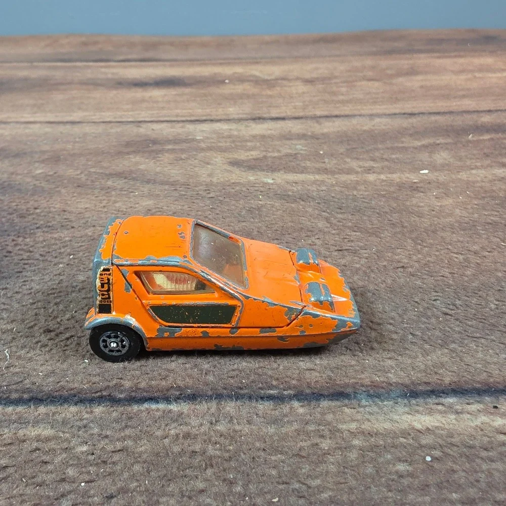 Corgi Toys Bond Bug 700 ES Kids OS Orange Good Whizzwheels Diecast Car